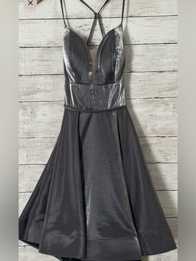 La Famme Dress Size 0